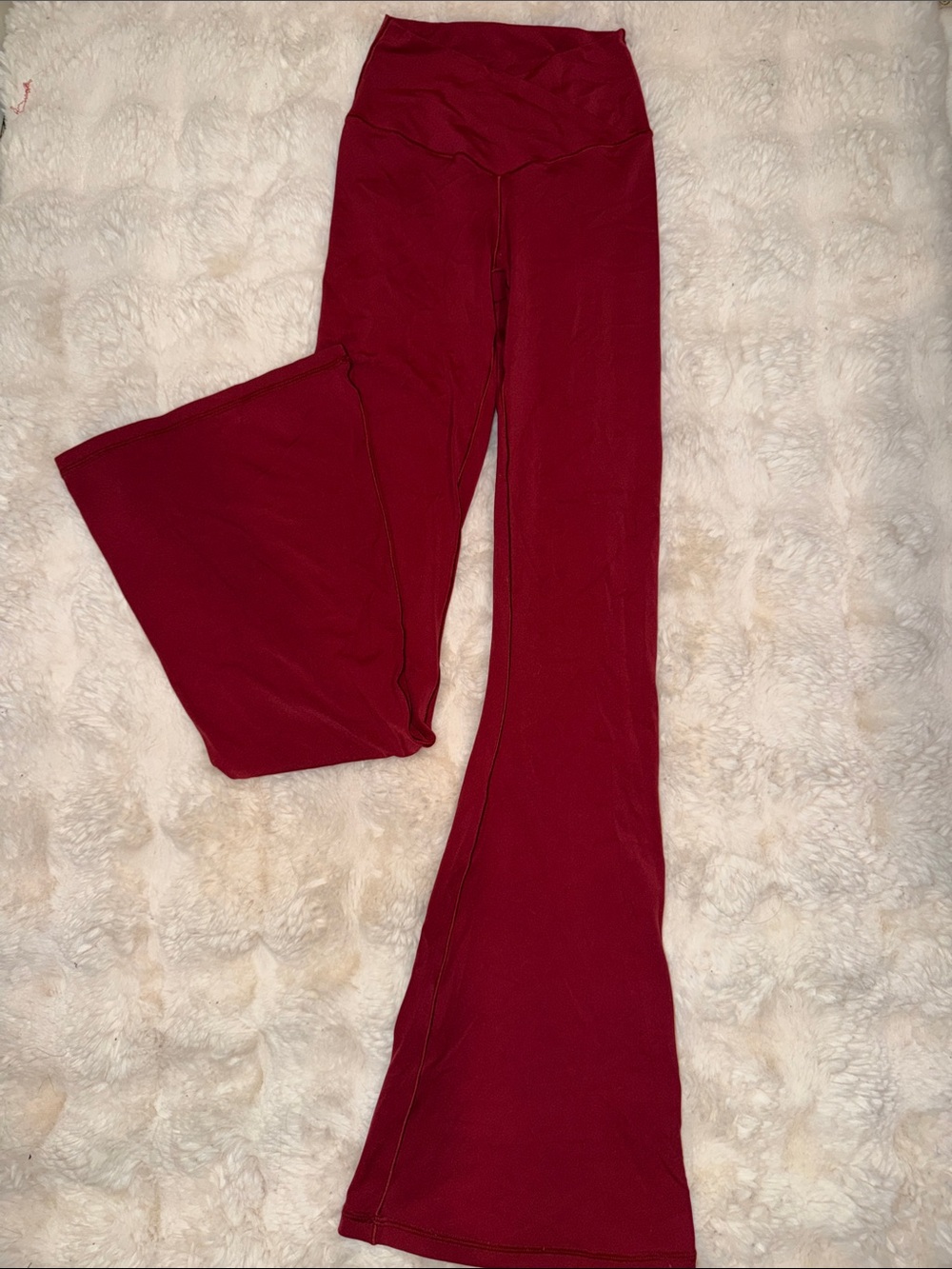Arie offline Wine Red Flared Leggings